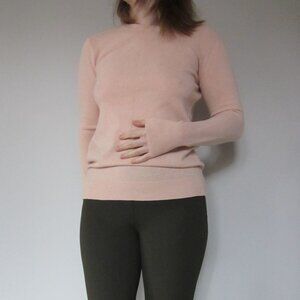 Banana Republic wool blend fine Italian yarn crew neck sweater